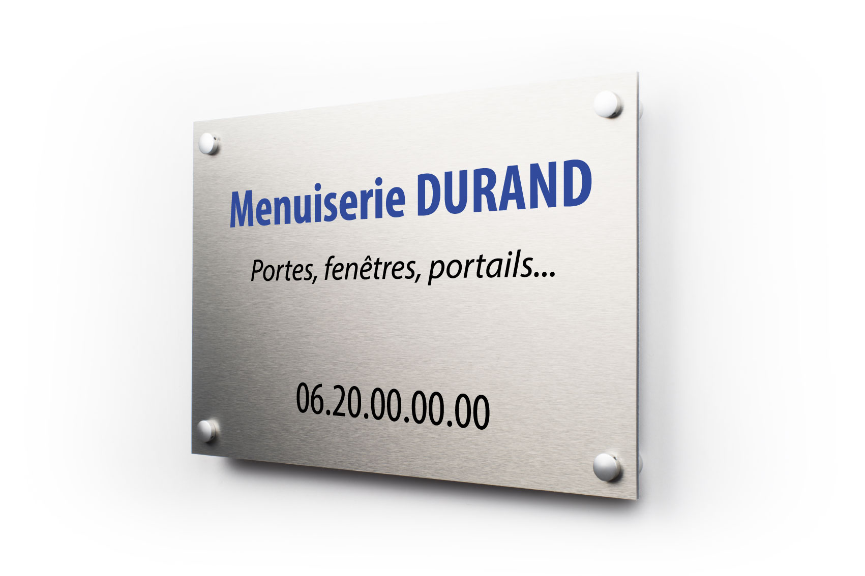 Plaque professionnelle : contient beaucoup d’informations